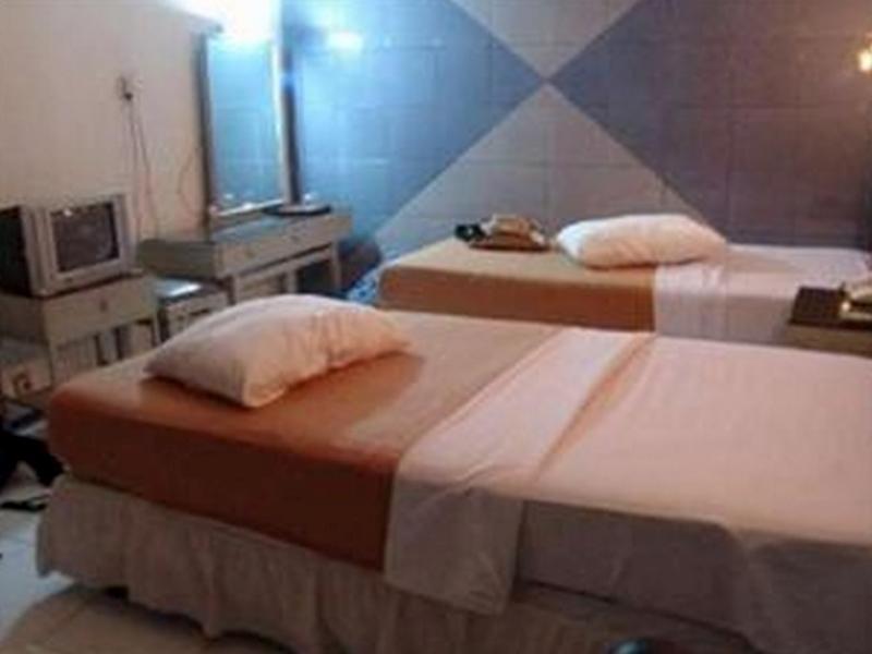 Hotel Tanjung Surabaya Esterno foto