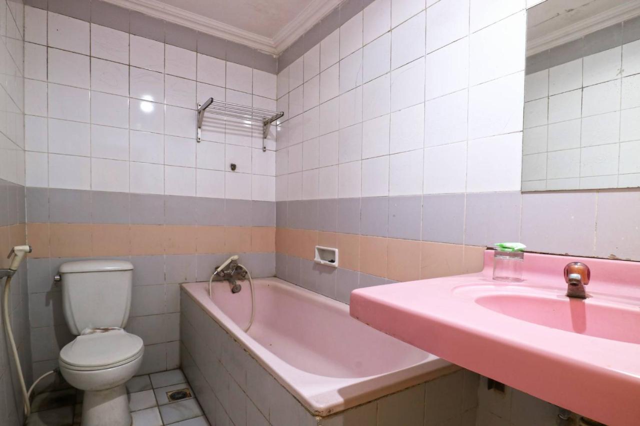 Hotel Tanjung Surabaya Esterno foto