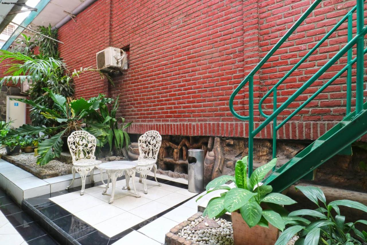 Hotel Tanjung Surabaya Esterno foto