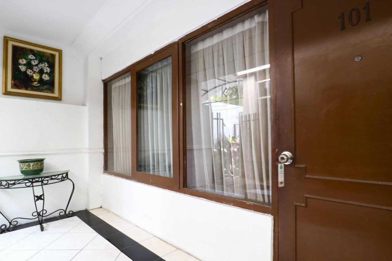 Hotel Tanjung Surabaya Esterno foto