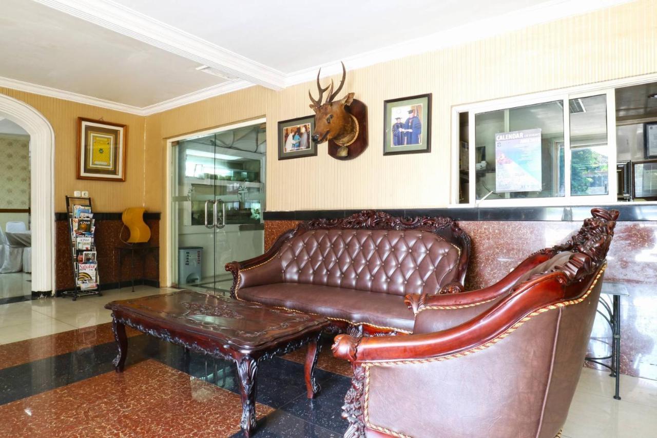 Hotel Tanjung Surabaya Esterno foto